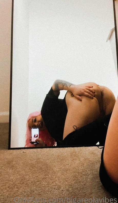 bigareolavibes model hot pic