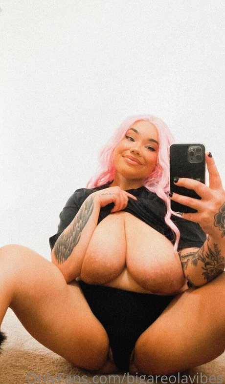 bigareolavibes nude pornstar pics