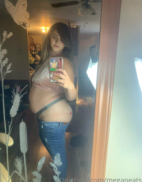 meganeats pornstar nude photos