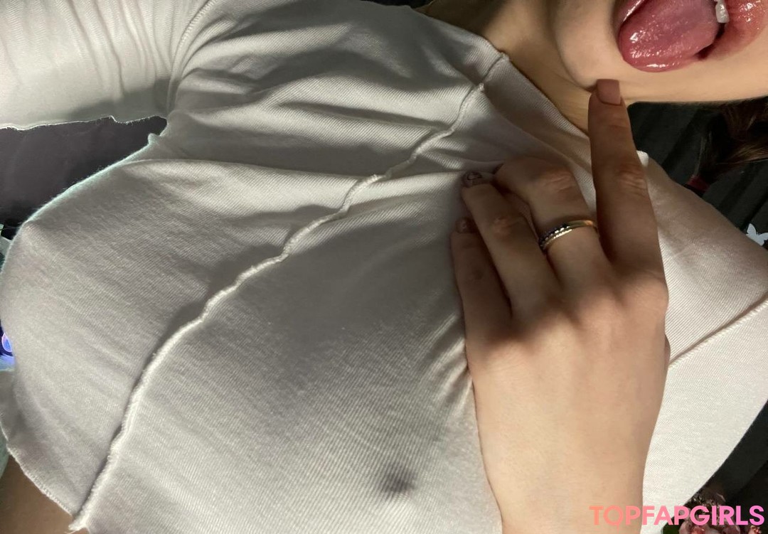 taanni star hot pictures
