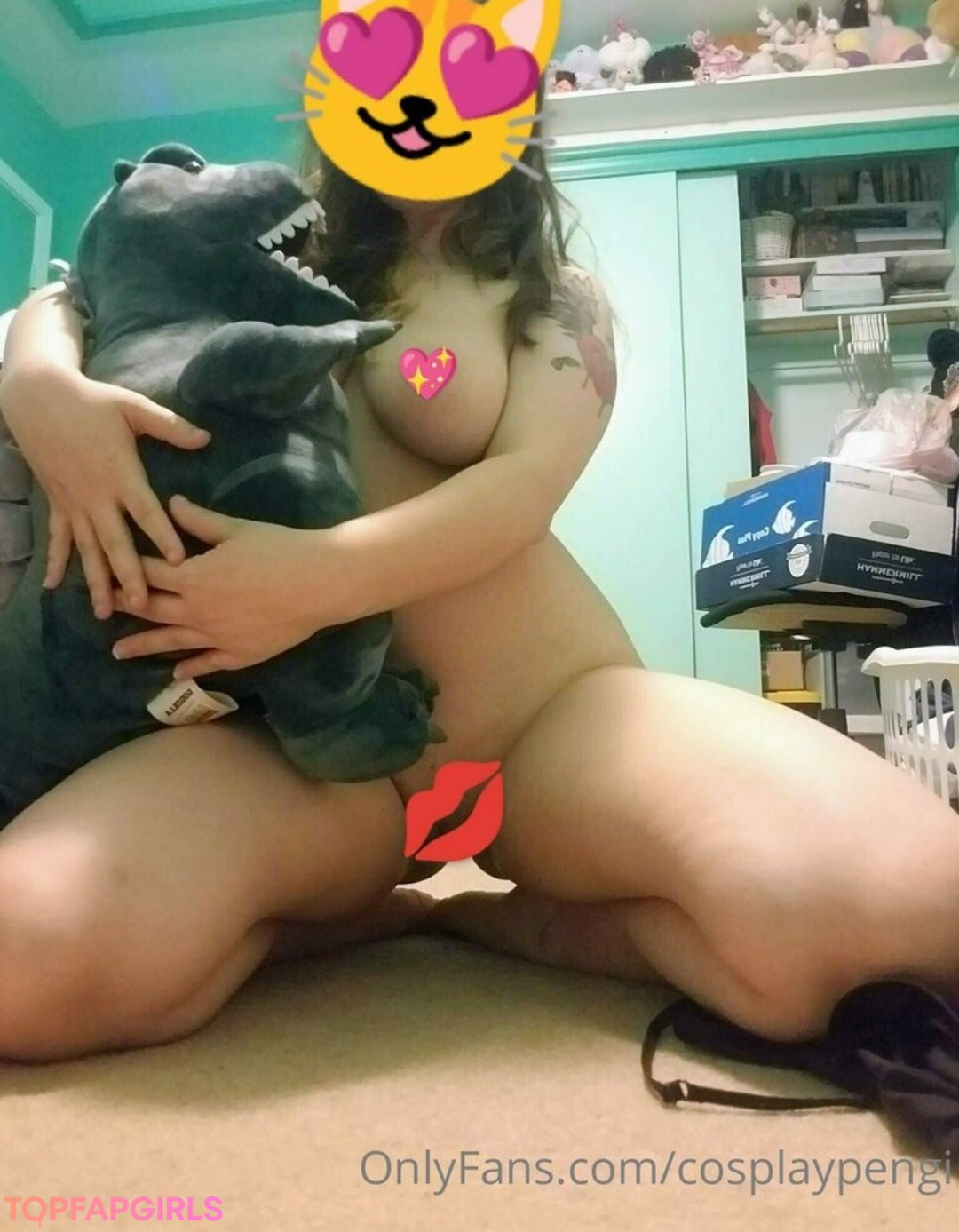 cosplaypengi hd pornstar photo