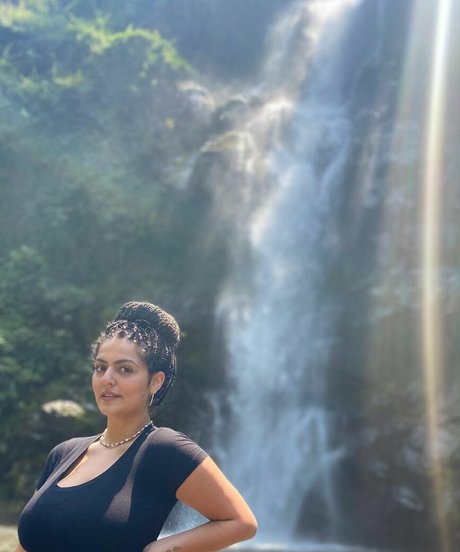 Noam L exclusive pornstar picture