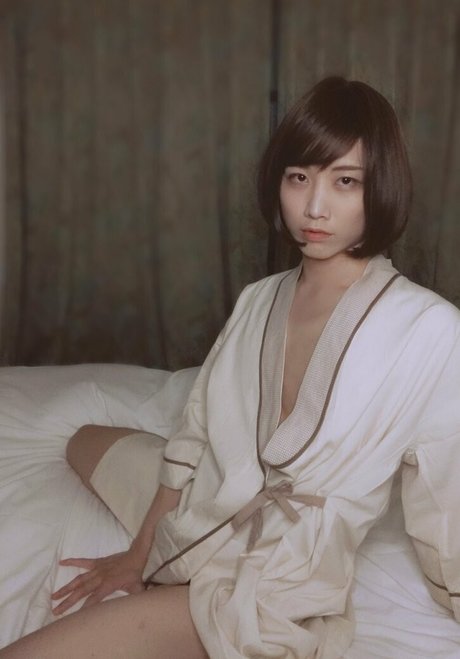 curvy lesbian onlyfans porn photo