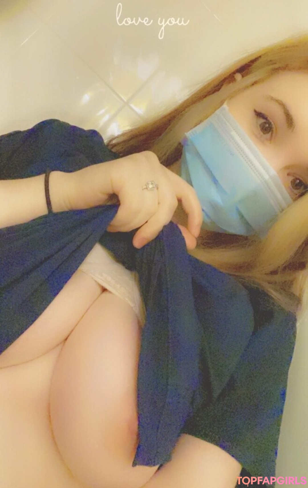 amateur blonde onlyfans hot picture
