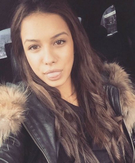 teen natural tits onlyfans free porn pictures