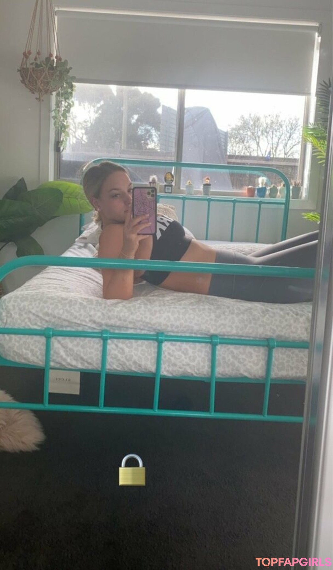 white shemale onlyfans hot sexy images