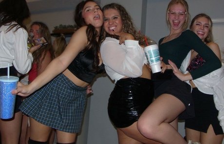 gracie25970 model pornographic gallery