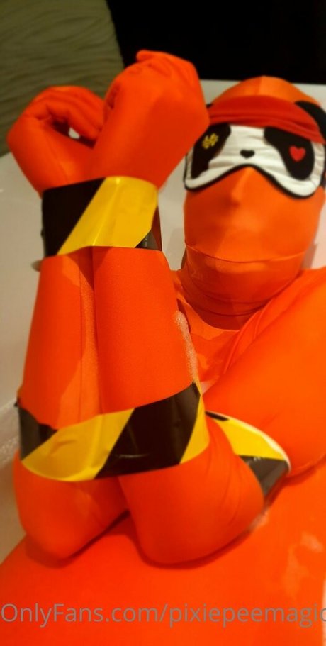 pixiepeemagic adult model galleries