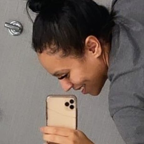 mzmulattobunny erotic model image