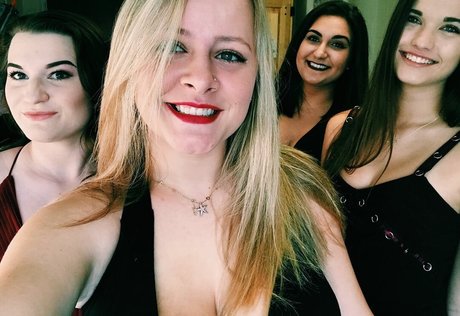 beautiful big boobs onlyfans sexy nudes photos