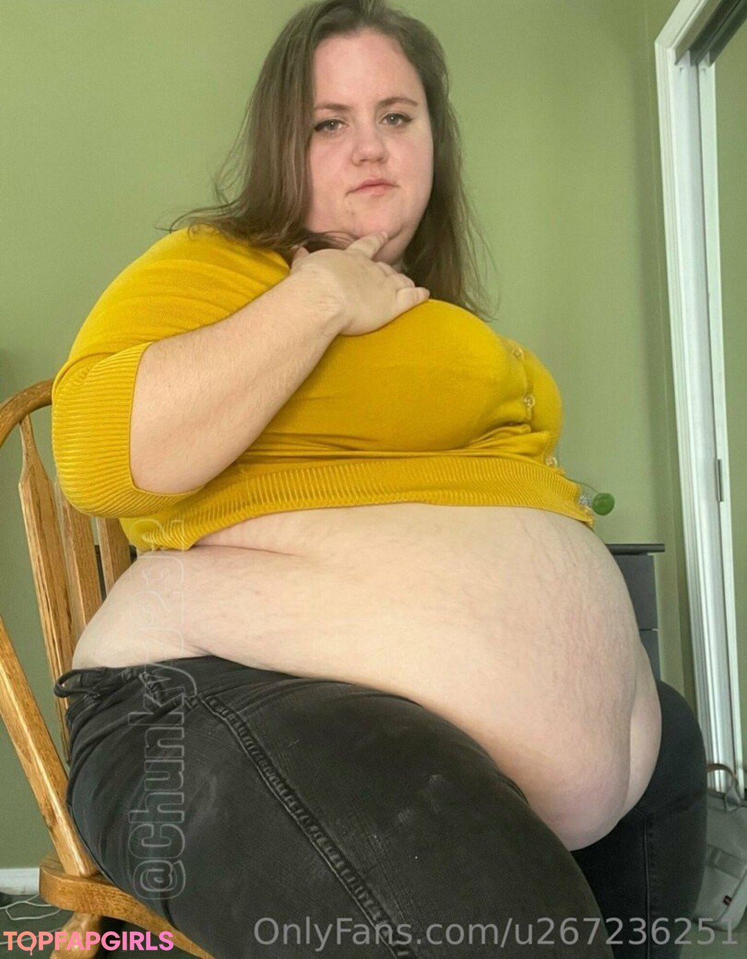 chunky3232 nice actress pic