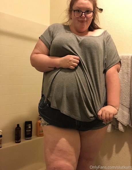 slutkunt hot star photo