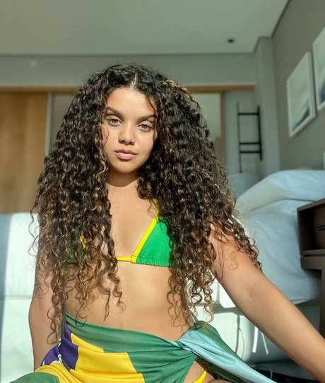 nerdy teen onlyfans sexy pictures