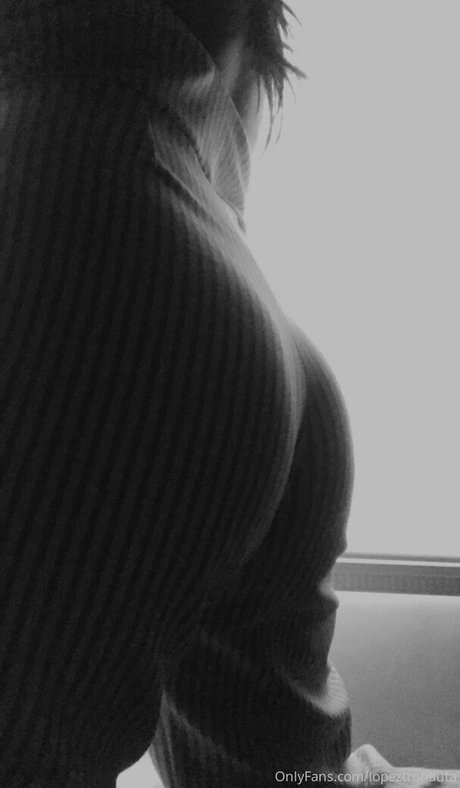 dark skin onlyfans hot naked image