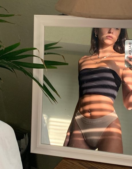 slim onlyfans hot sexy img