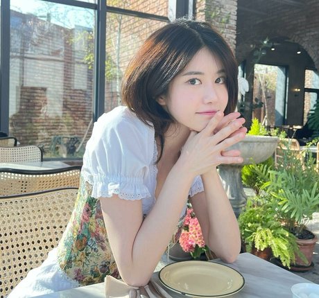 Lee Hayun hd actress img