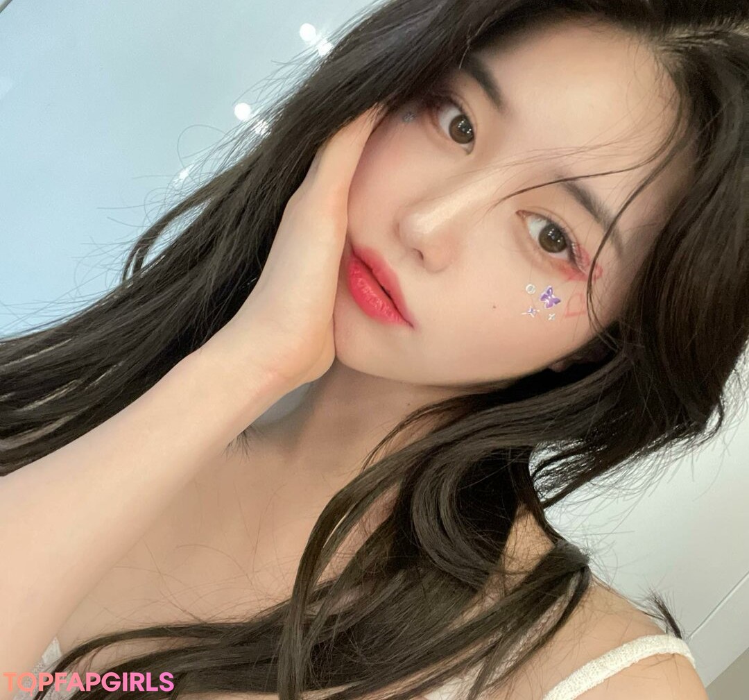 Lee Hayun star pretty photos