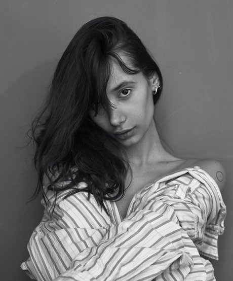 Jennifer Laptiacru nudes star gallery