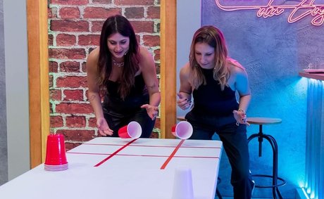 Mariana Nery naked model pictures