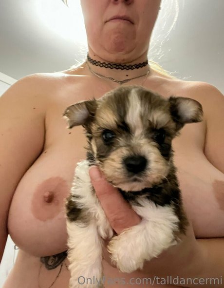 talldancermi sexy model pics