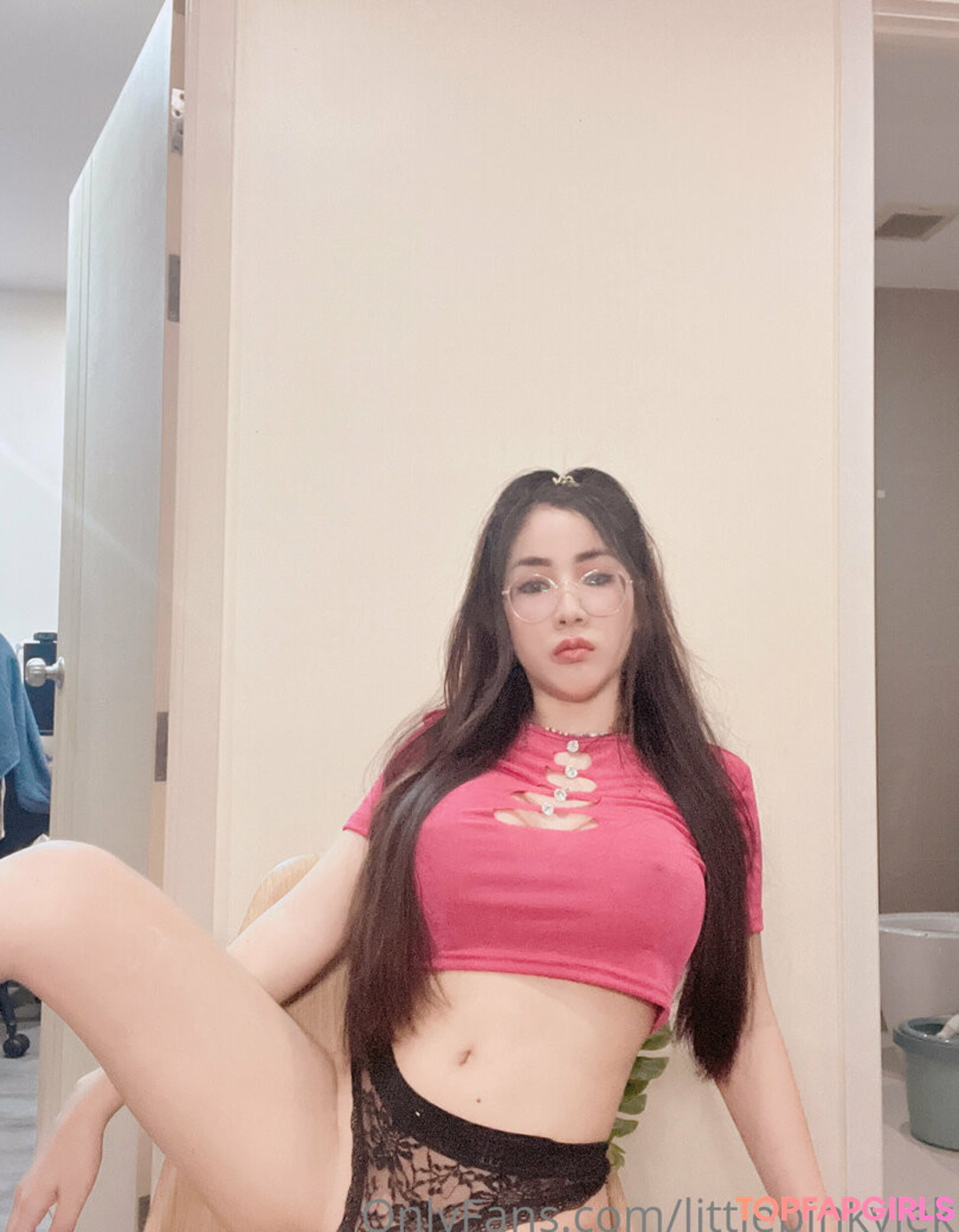 littlepinkylek model porn pic