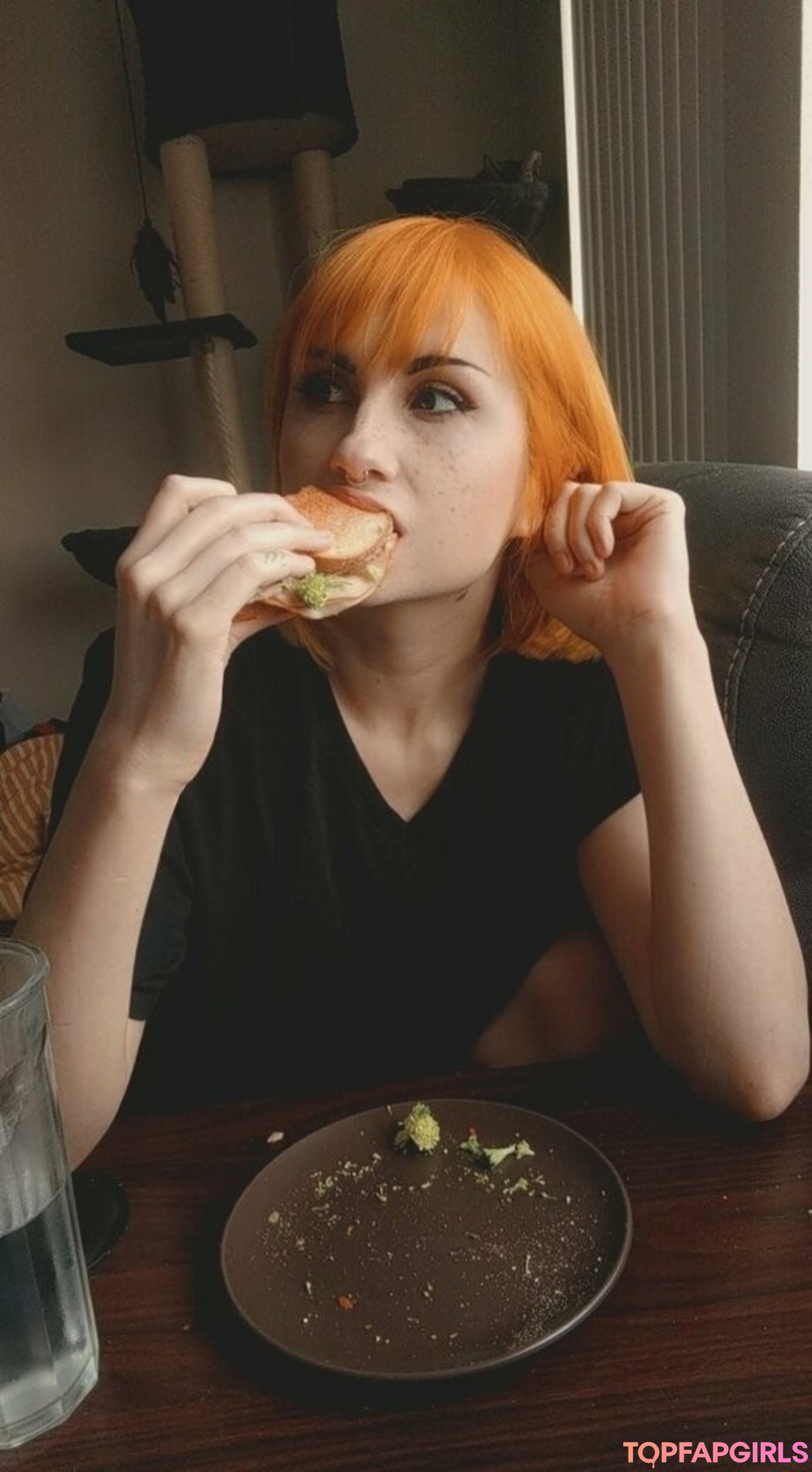 daxanais star erotic images