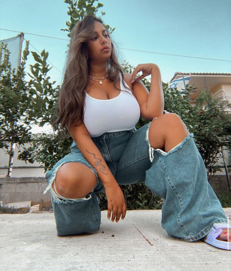 Shahar Matok nice pornstar pics