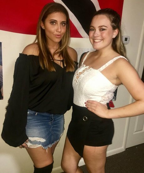 clothed onlyfans adult pictures