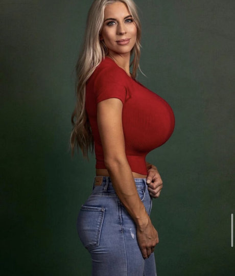 Katelyn Keplar exclusive model photos