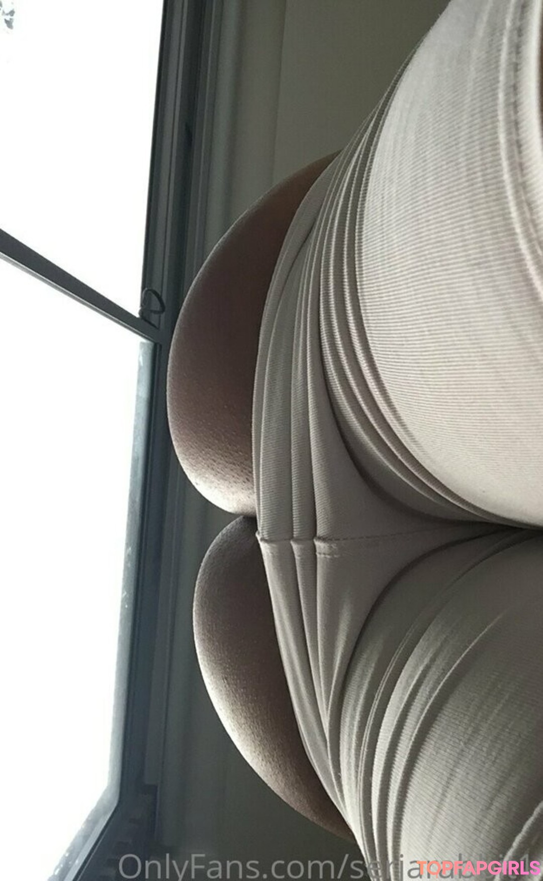 petite skinny onlyfans top gallery