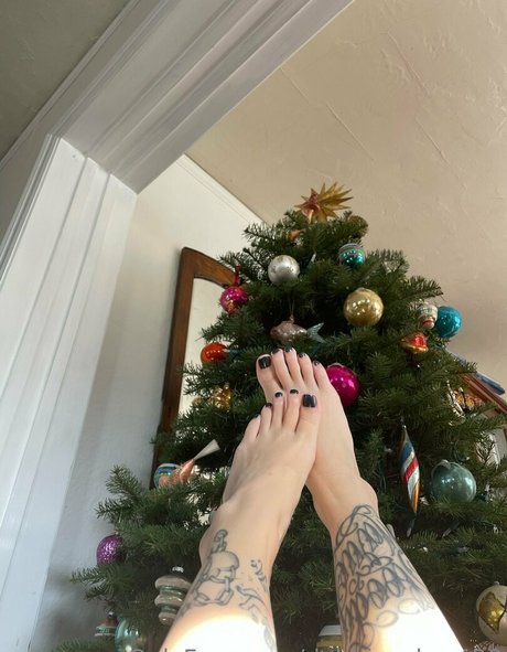 bodybuilder male onlyfans hot picture