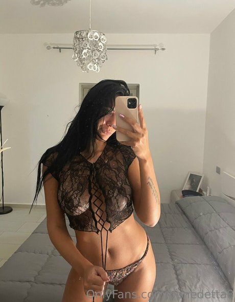 Benedetta perfect model image