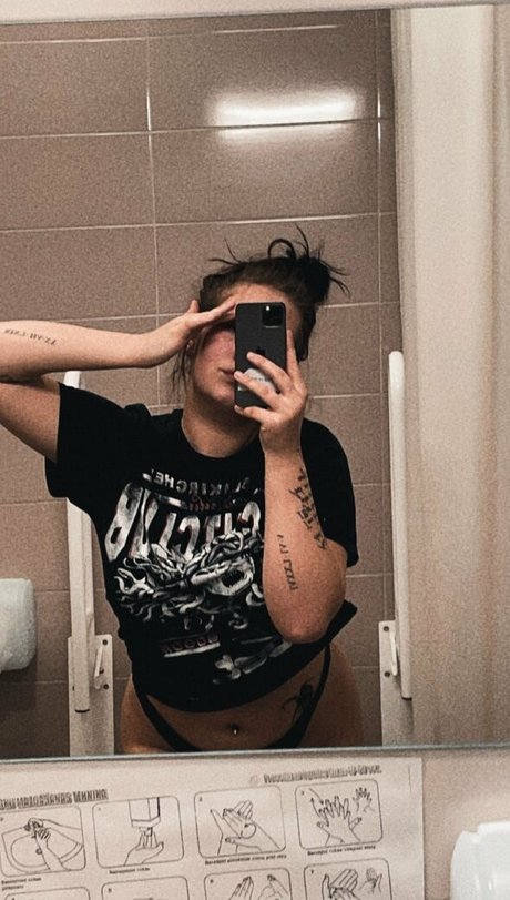 sstaysafedarling profile image