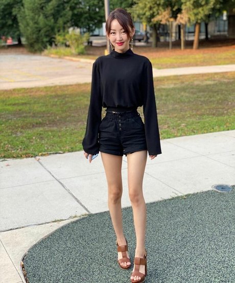 Yeonmi Park erotic pornstar galleries