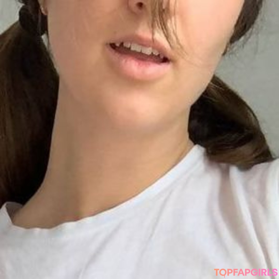 Yourwetactress nudes model archive
