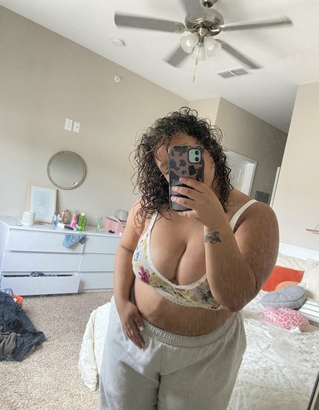 Grxceuncensored porn star pic