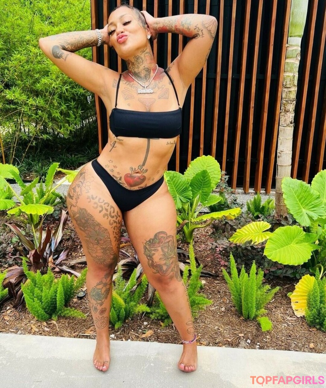 Donna Lombardi pornstar top picture