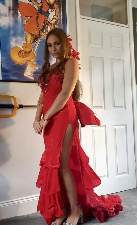 Brogiebear95 porn actress pic