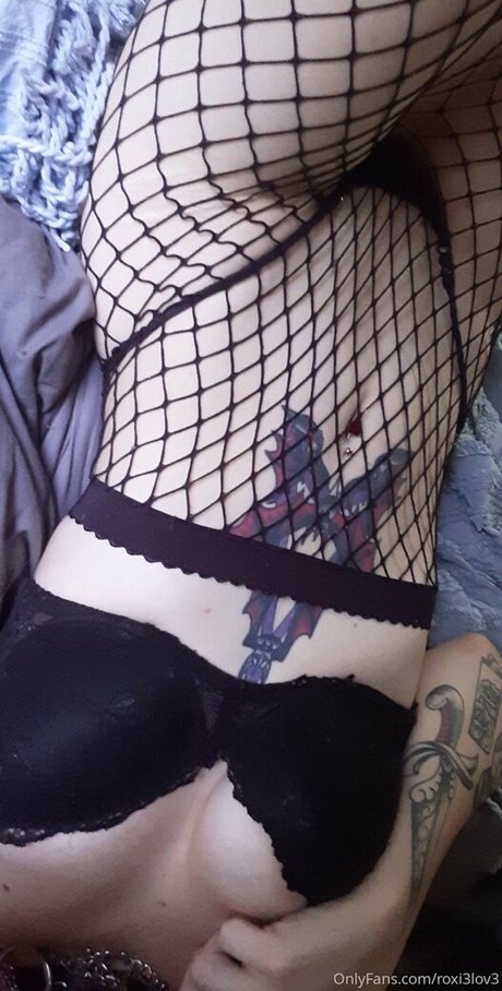 venomroseexotic star naked photo