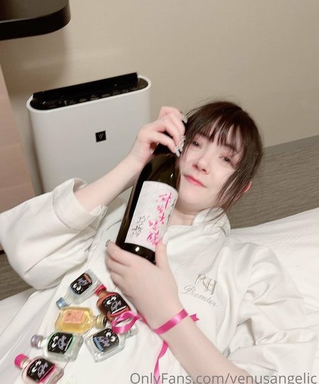 Venusangelic porn model gallery