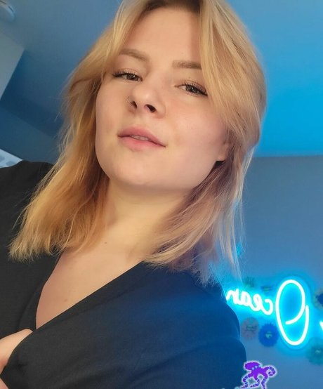 Asiri Ocean best actress pics