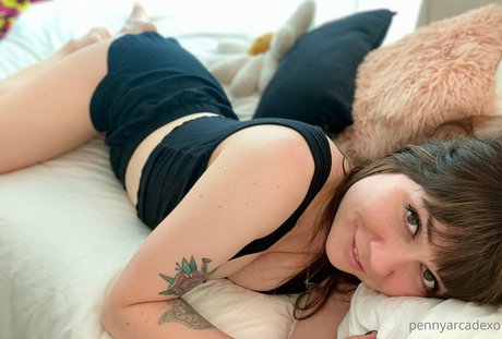 Penny Arcade_ model free photos