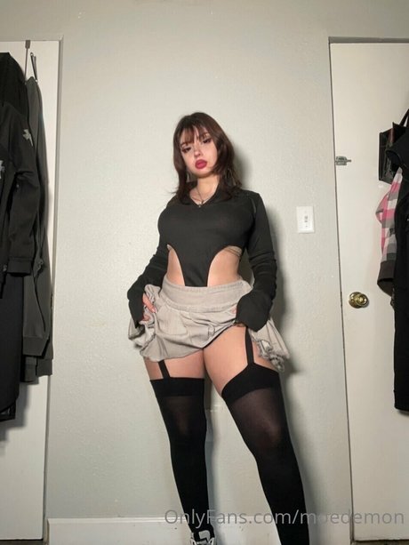 angelgutz naked model photos