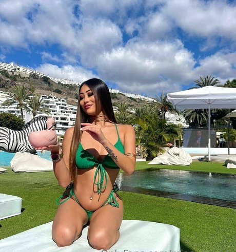 very skinny onlyfans free porn pics