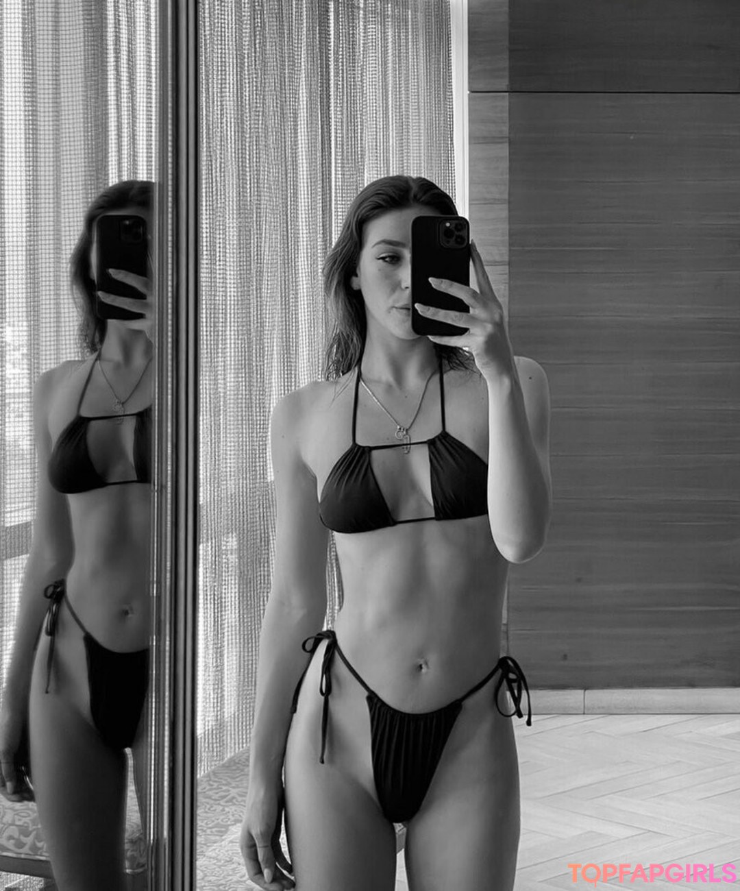 The Domunique sex actress galleries