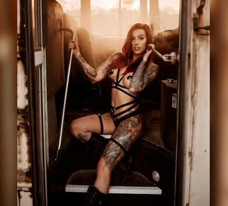 JanaandDxx adult model photo