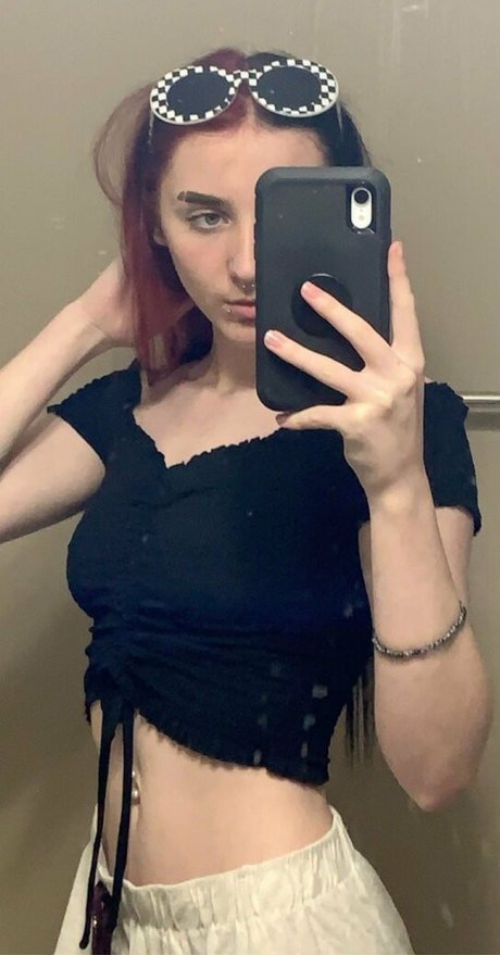 emo trans onlyfans nudes photos