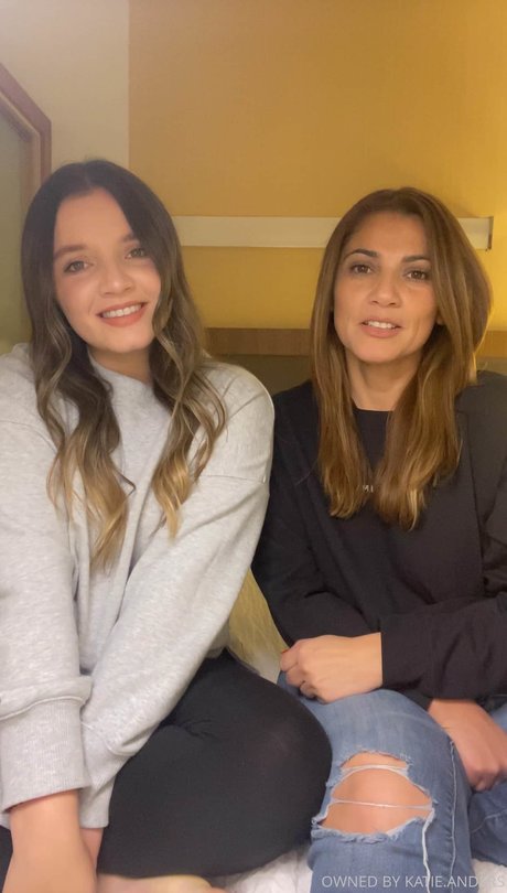 down onlyfans hot nude image