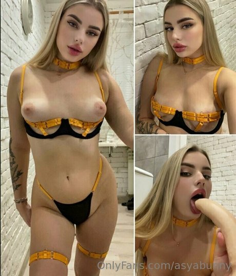 blonde masturbation onlyfans top photos