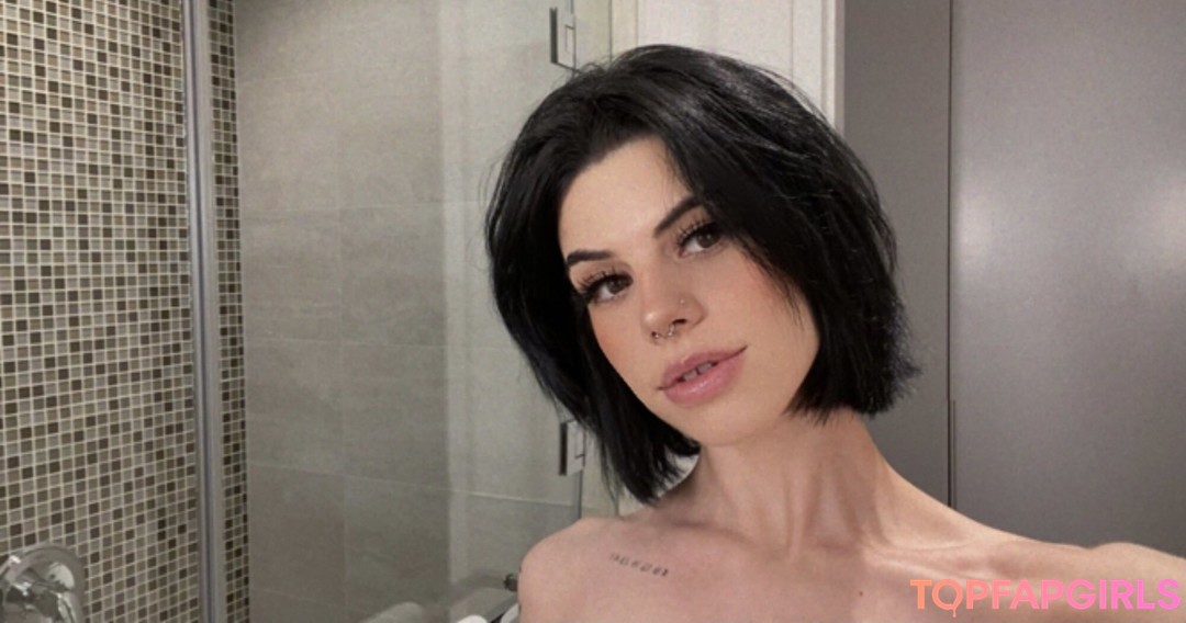 ellathrasher model sexy img